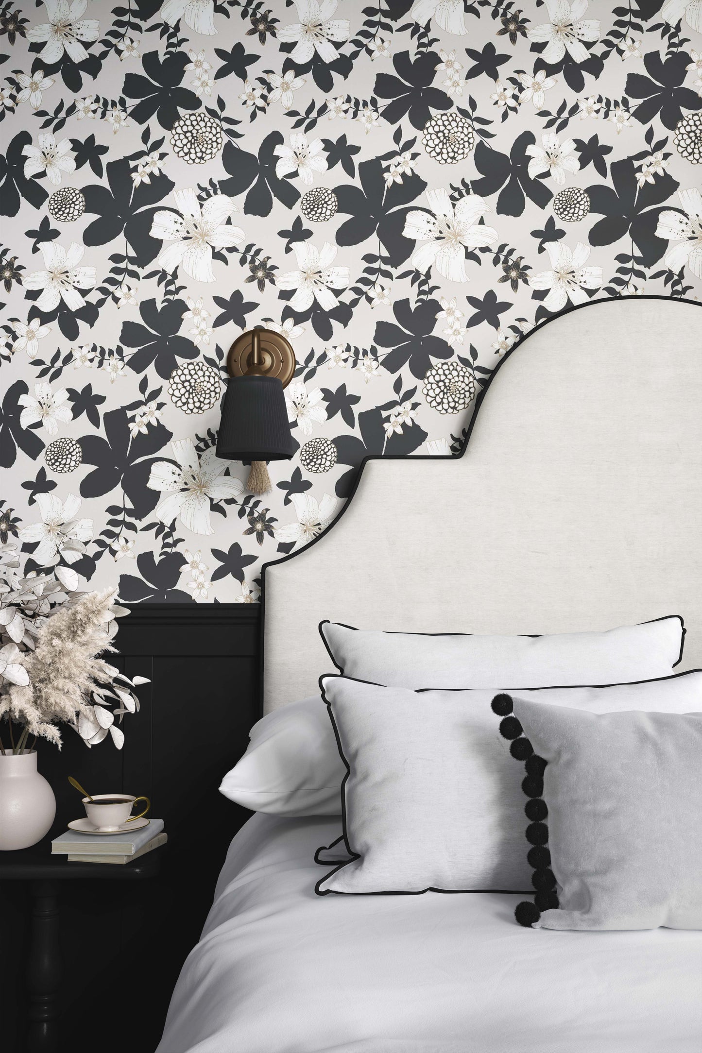 Modern Lily Garden | Commercial Type II Wallpaper