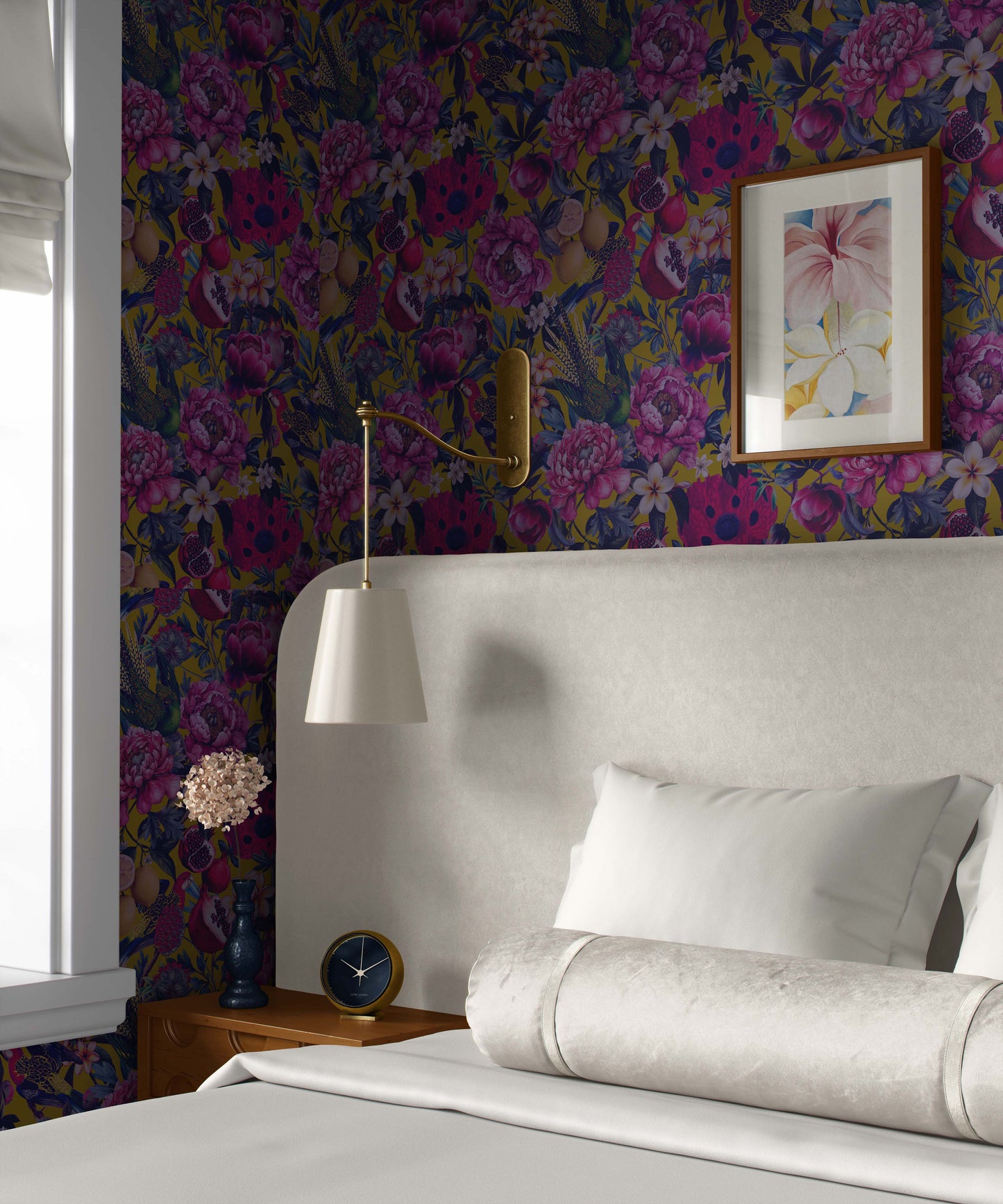 Velvet Peony | Luxe Traditional Wallpaper